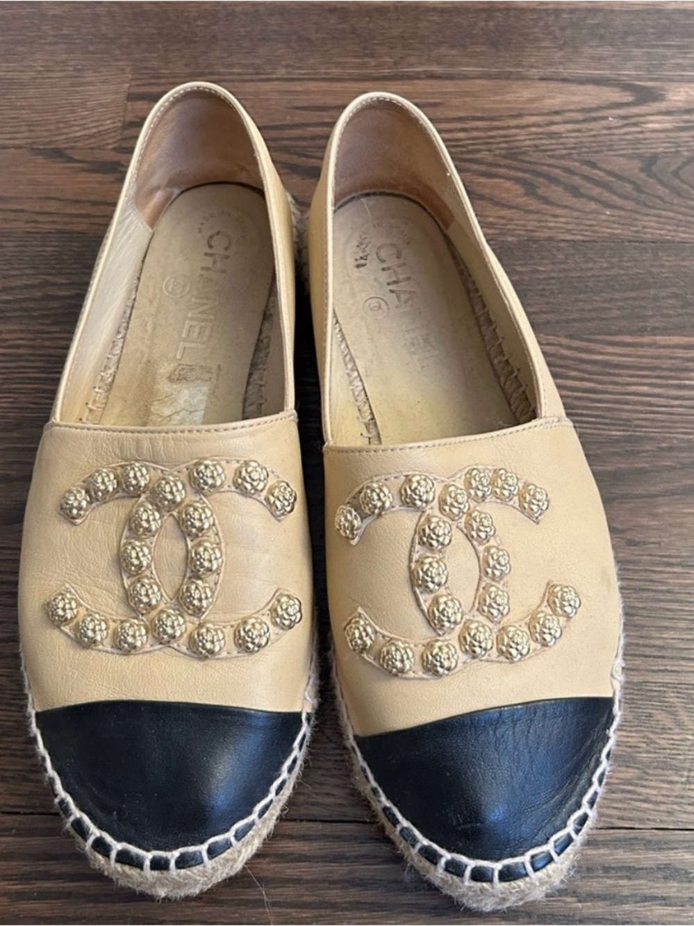 CHANEL Beige Leather Espadrilles with Black Toe Caps and Gold CC Camellias